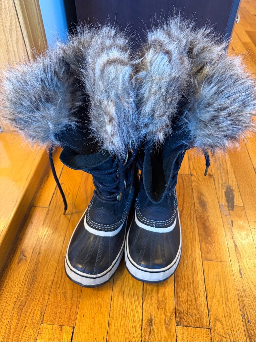 Sorel Joan of Arctic black waterproof snow boots